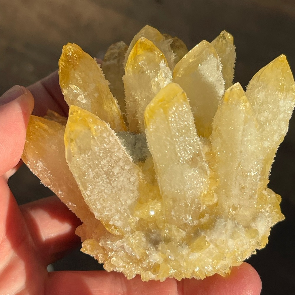 Gorgeous citrine phantom quartz cluster - Picture 9 of 9